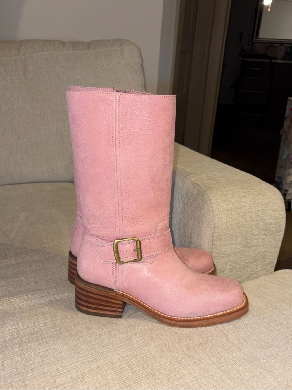 Frye Campus Buckle Boots Pink Heeled Leather Mid Calf Women’s Shoes Size 8 NEW - Picture 15 of 15